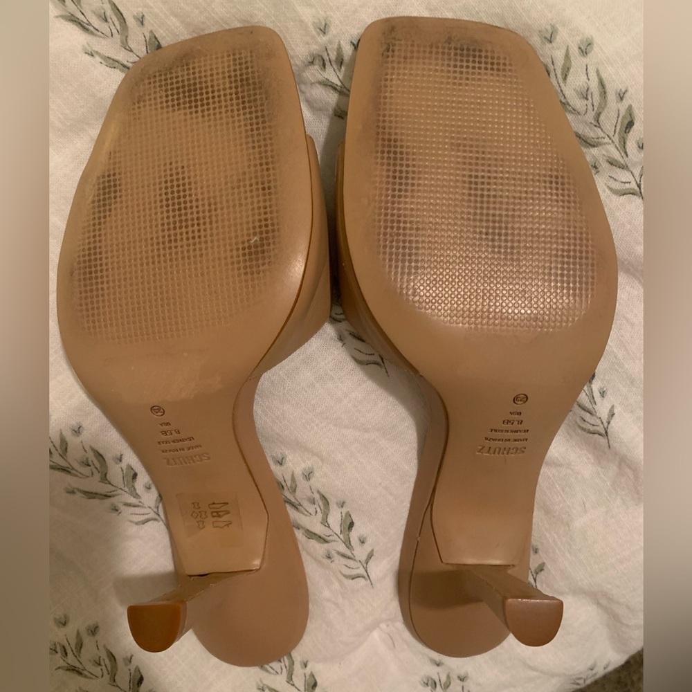SCHUTZ beige heels 8 1/2 3 inch heel. With box - Picture 8 of 9